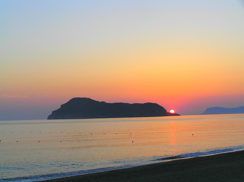 Katerina Seaside Studios Platanias  Exterior photo